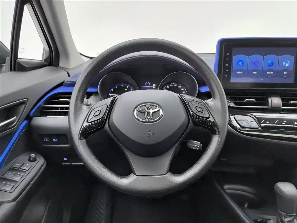 Toyota C-HR 2022 — фото 11