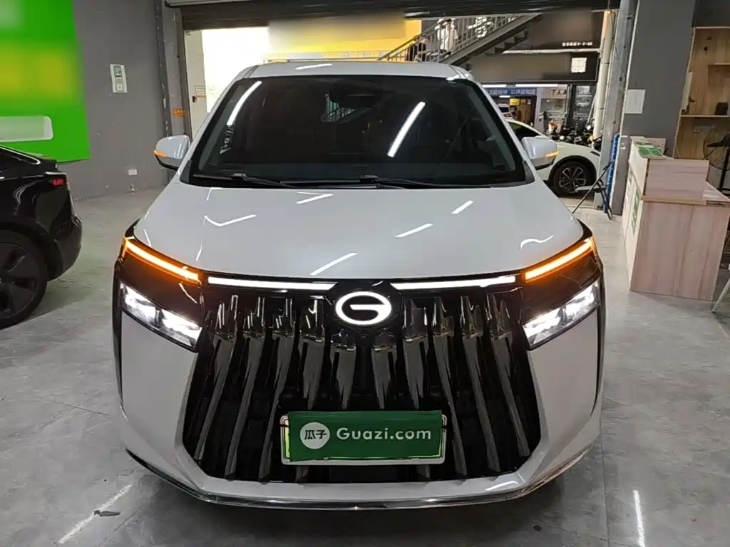 GAC Motor E8 PHEV 2024