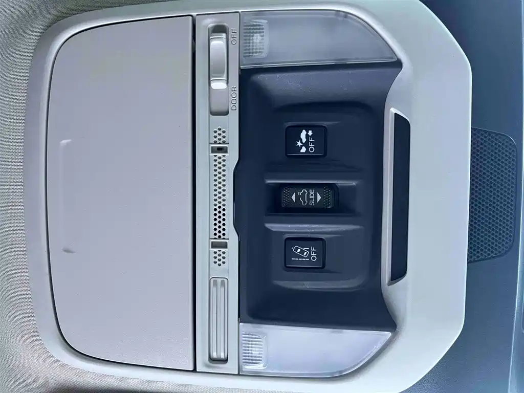 Subaru Forester 2022 — фото 16