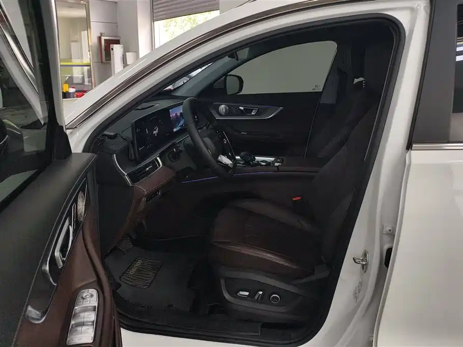Chery Tiggo 8 PRO NEV 2023 — фото 9