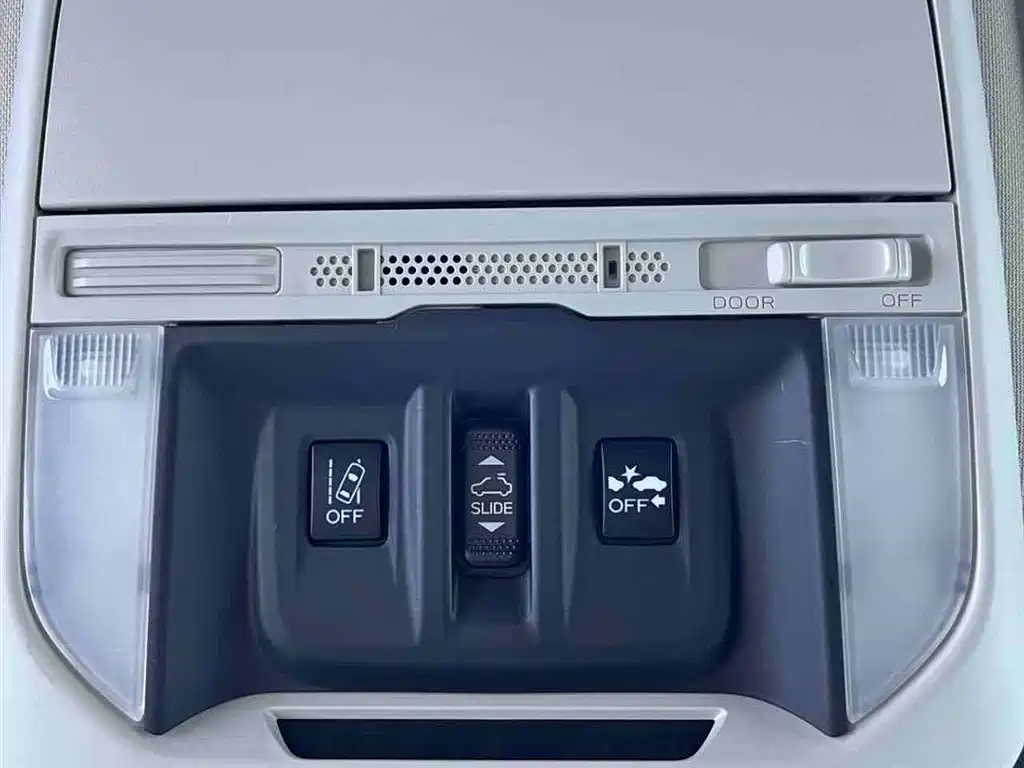 Subaru Forester 2023 — фото 23