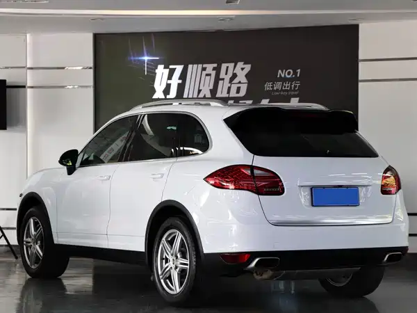 Porsche Cayenne 2011