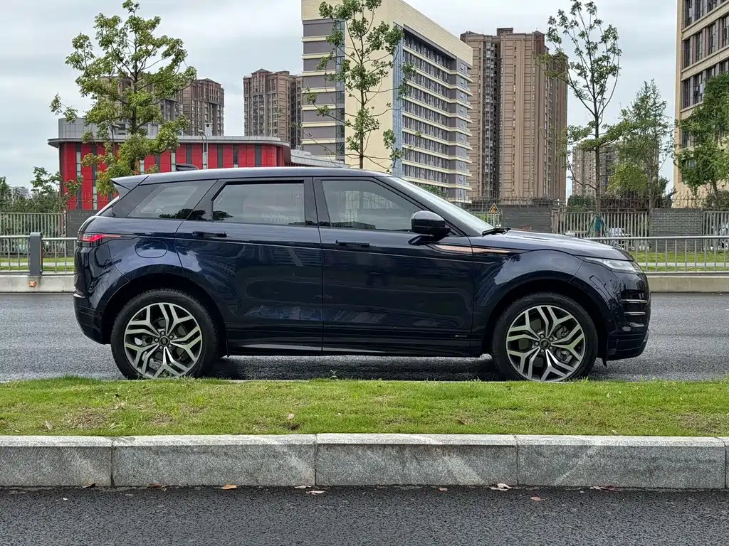 Land Rover Evoque 2020 — фото 12