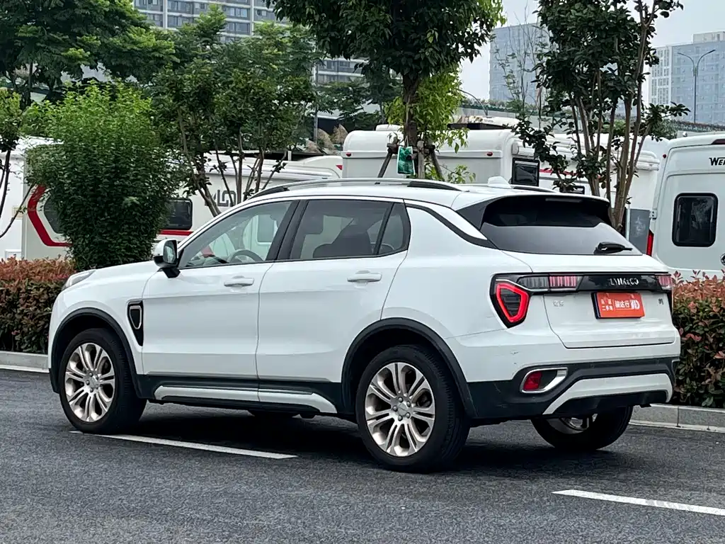 Lynk & Co 01 2018