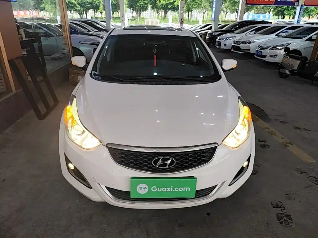 Hyundai Elantra 2017