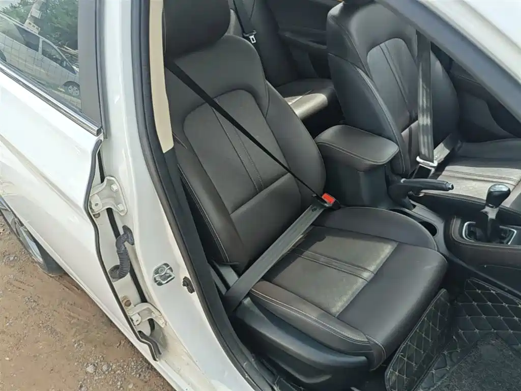 Changan Eado DT 2018 — фото 25