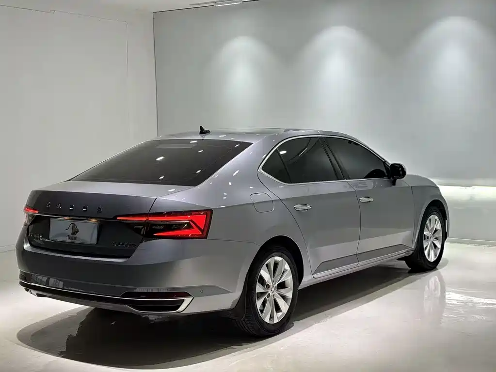 Skoda Superb 2022
