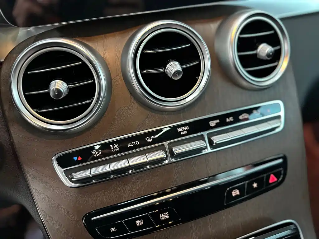 Mercedes-Benz GLC 2022 — фото 12