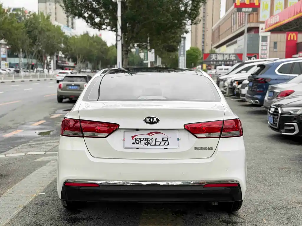 Kia K4 2014 — фото 14