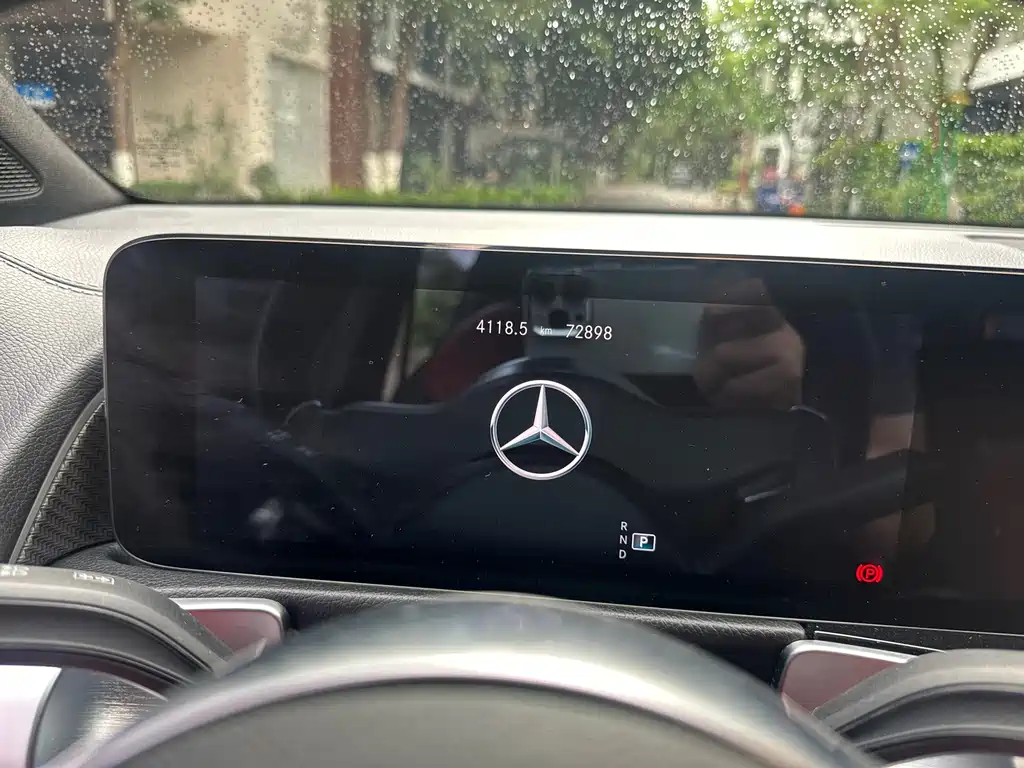 Mercedes-Benz GLB AMG 2022 — фото 13