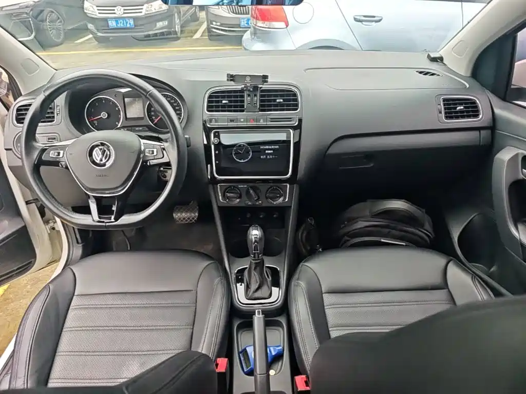Volkswagen Polo 2019 — фото 10