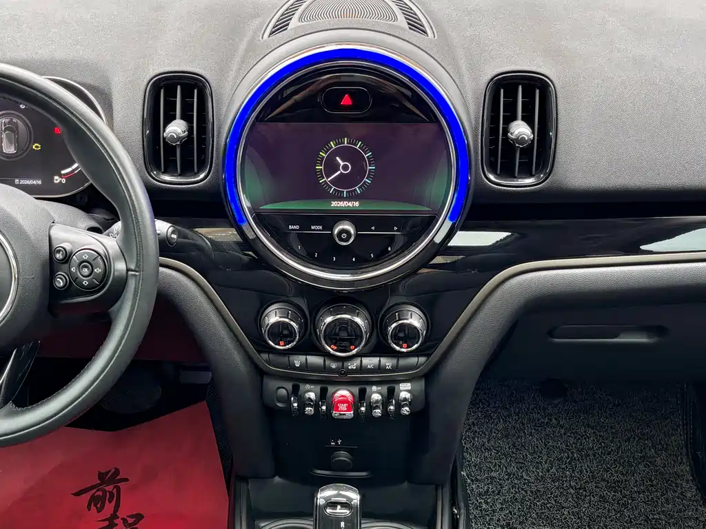 MINI Countryman 2020 — фото 12