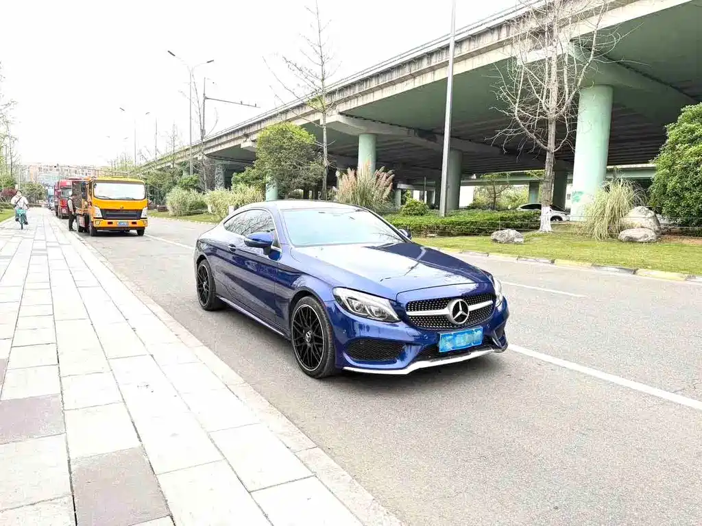 Mercedes-Benz C-Class 2018