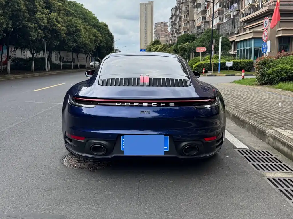 Porsche 911 2021