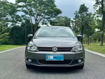 Volkswagen Sagitar 2013