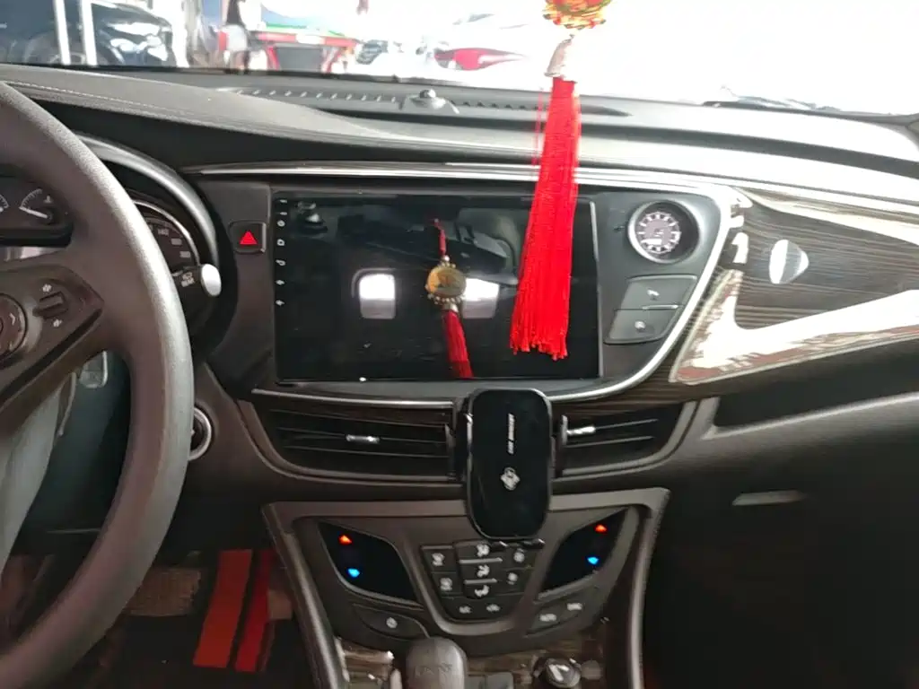 Buick Envision Plus 2018 — фото 13