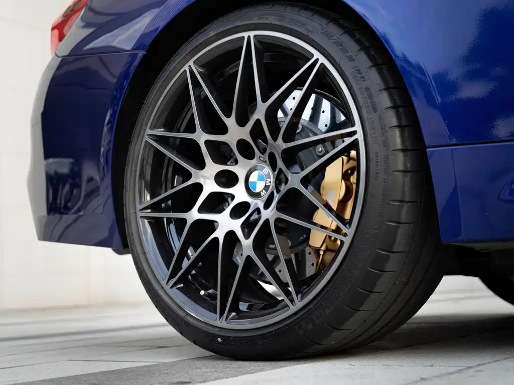 BMW M4 2018 — фото 10