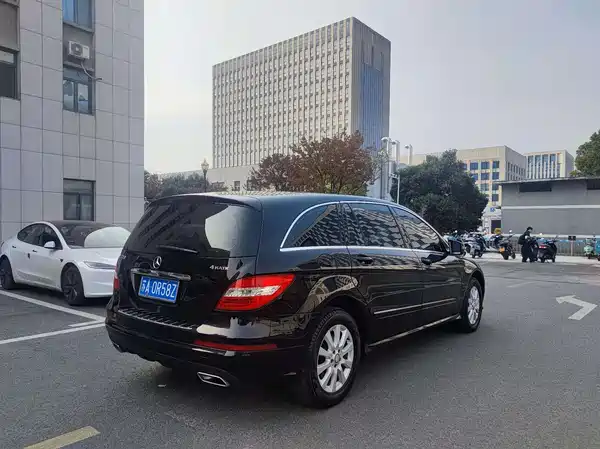 Mercedes-Benz R-Class 2017