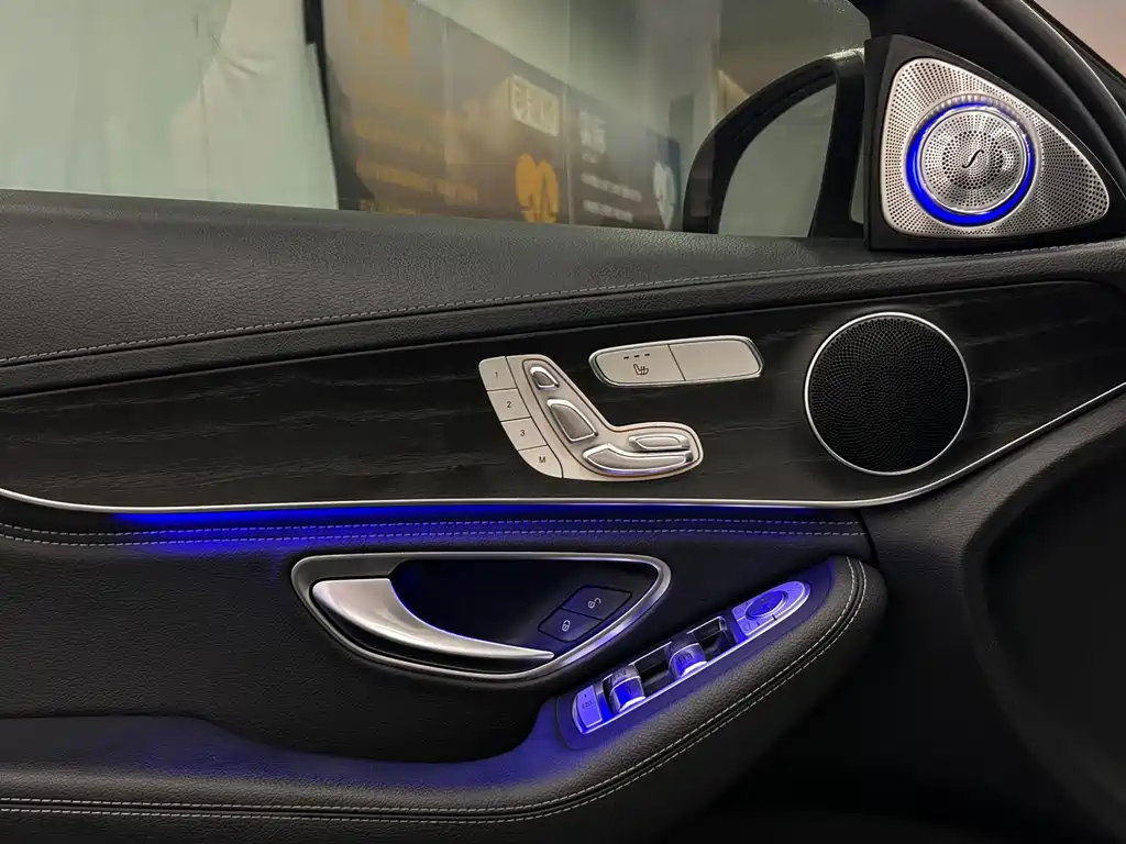 Mercedes-Benz C-Class 2020 — фото 21