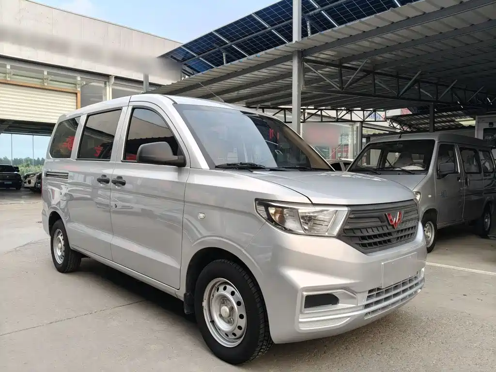 Wuling Hongguang V 2023 — фото 20