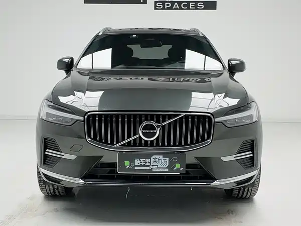 Volvo XC60 2022