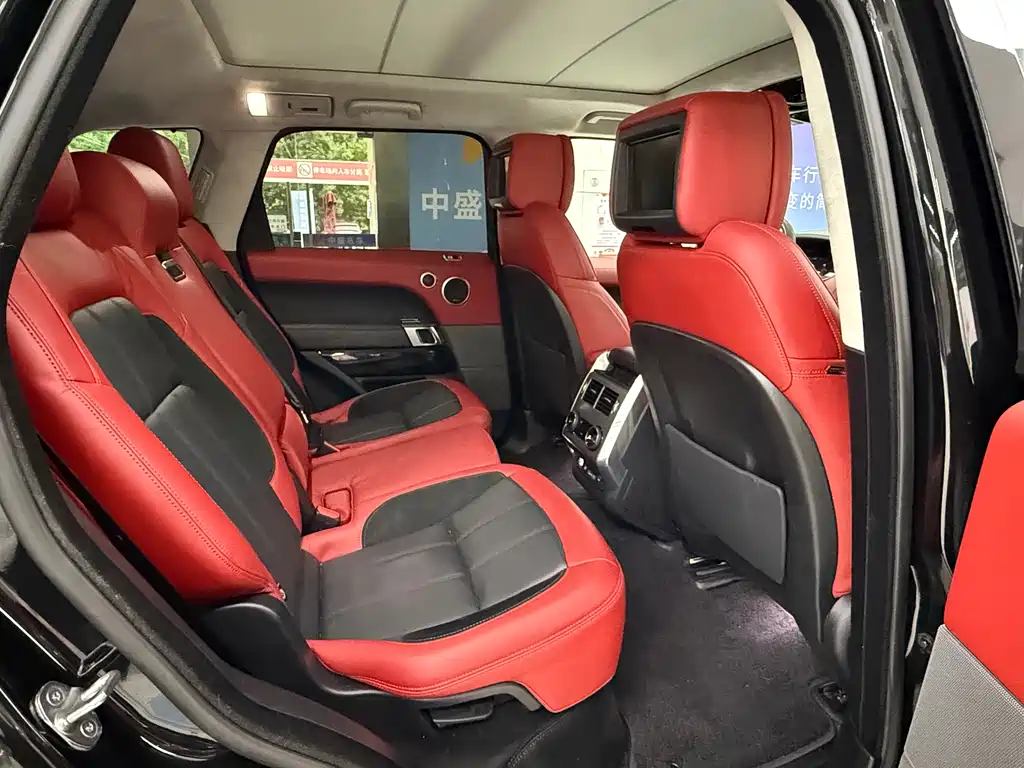 Land Rover Sport 2022 — фото 15