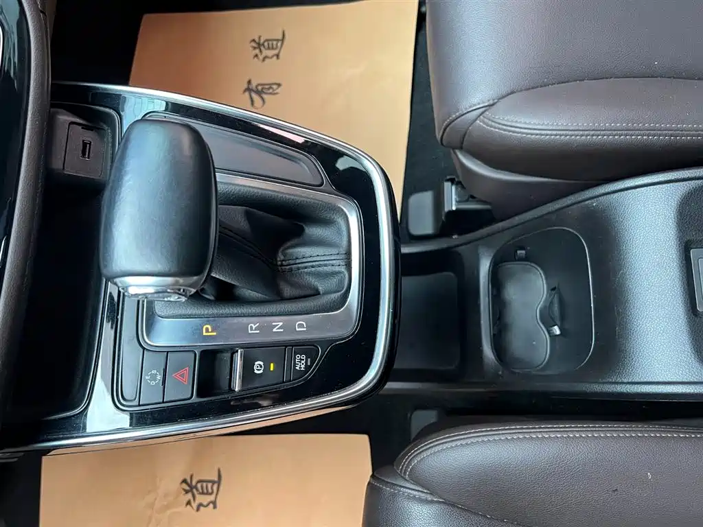GAC Motor Trumpchi M6 2019 — фото 13