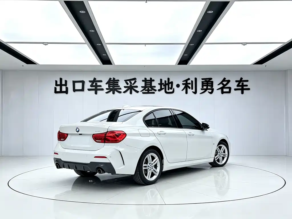 BMW 1 Series 2022