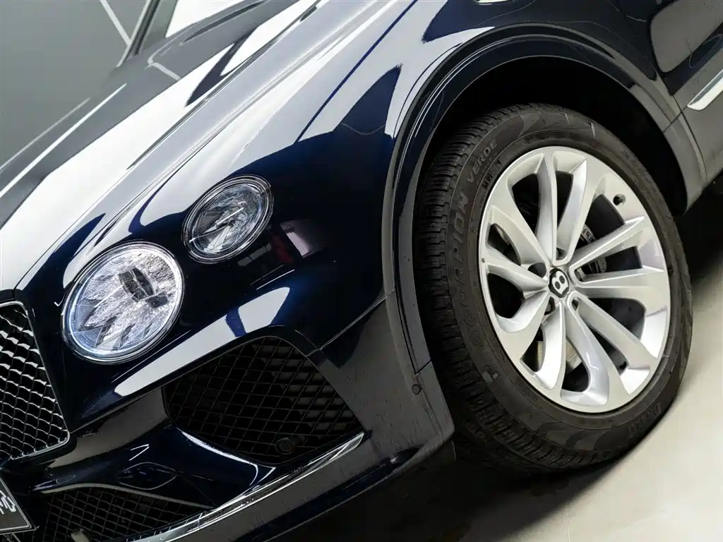 Bentley Bentayga 2025