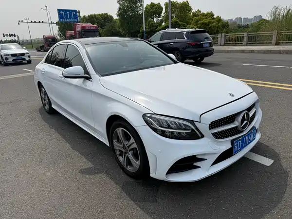 Mercedes-Benz C-Class 2019
