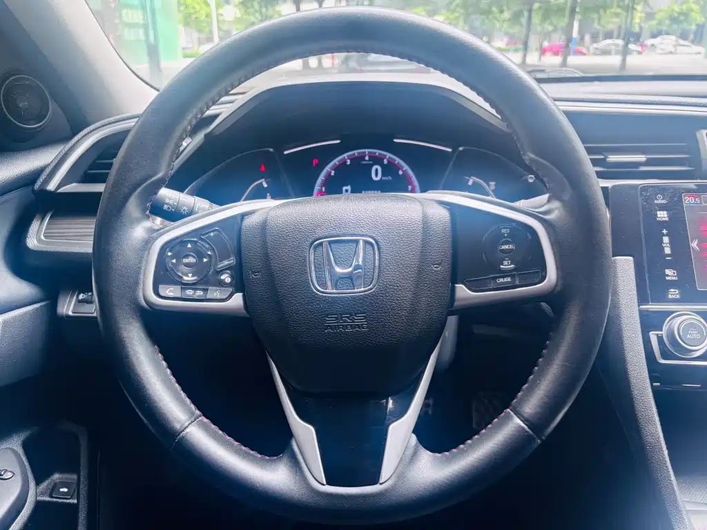 Honda Civic 2019 — фото 14