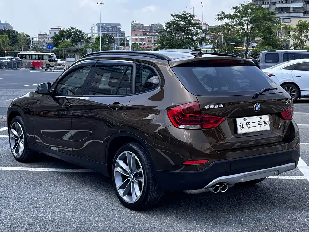 BMW X1 2016 — фото 18