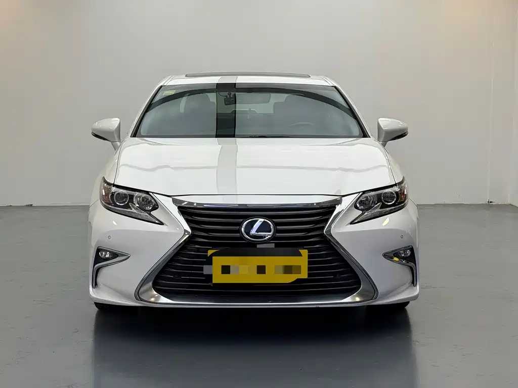 Lexus ES 2015 — фото 2