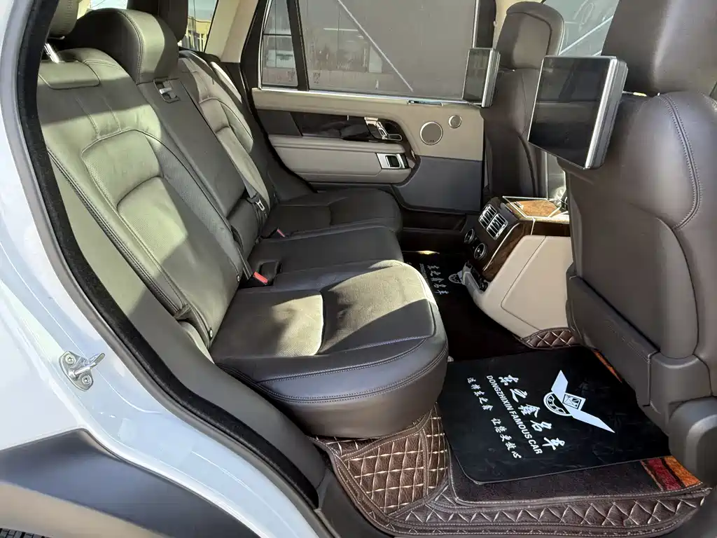 Land Rover Range Rover 2020 — фото 12