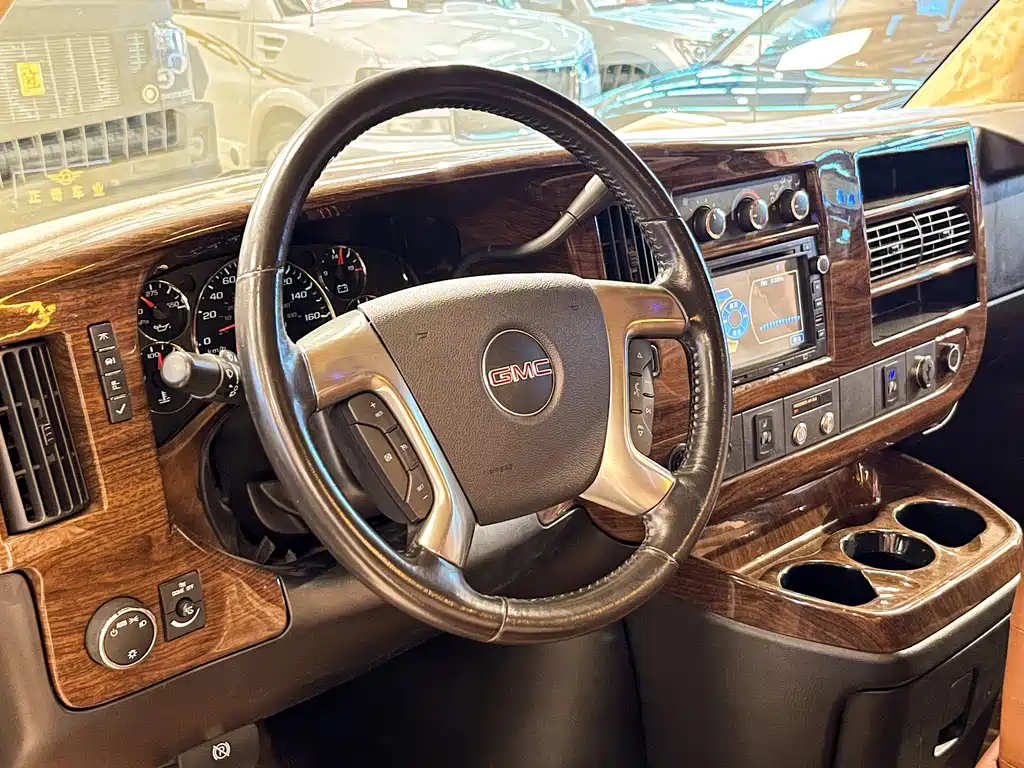 GMC SAVANA 2015 — фото 12