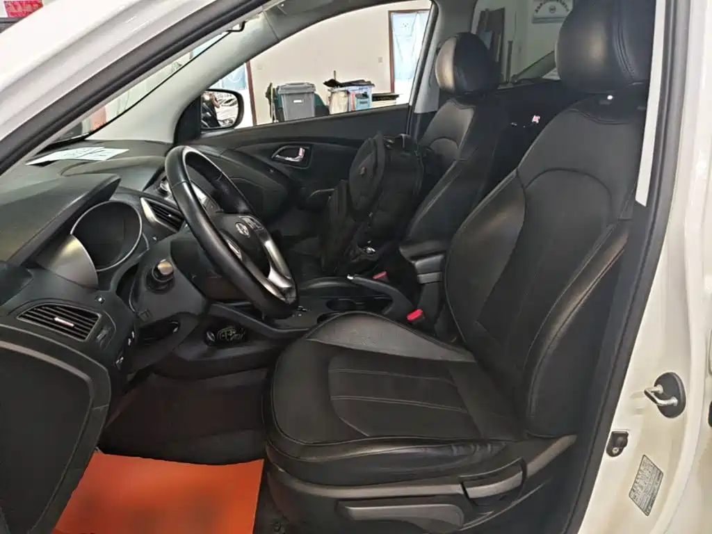 Hyundai ix35 2015 — фото 15