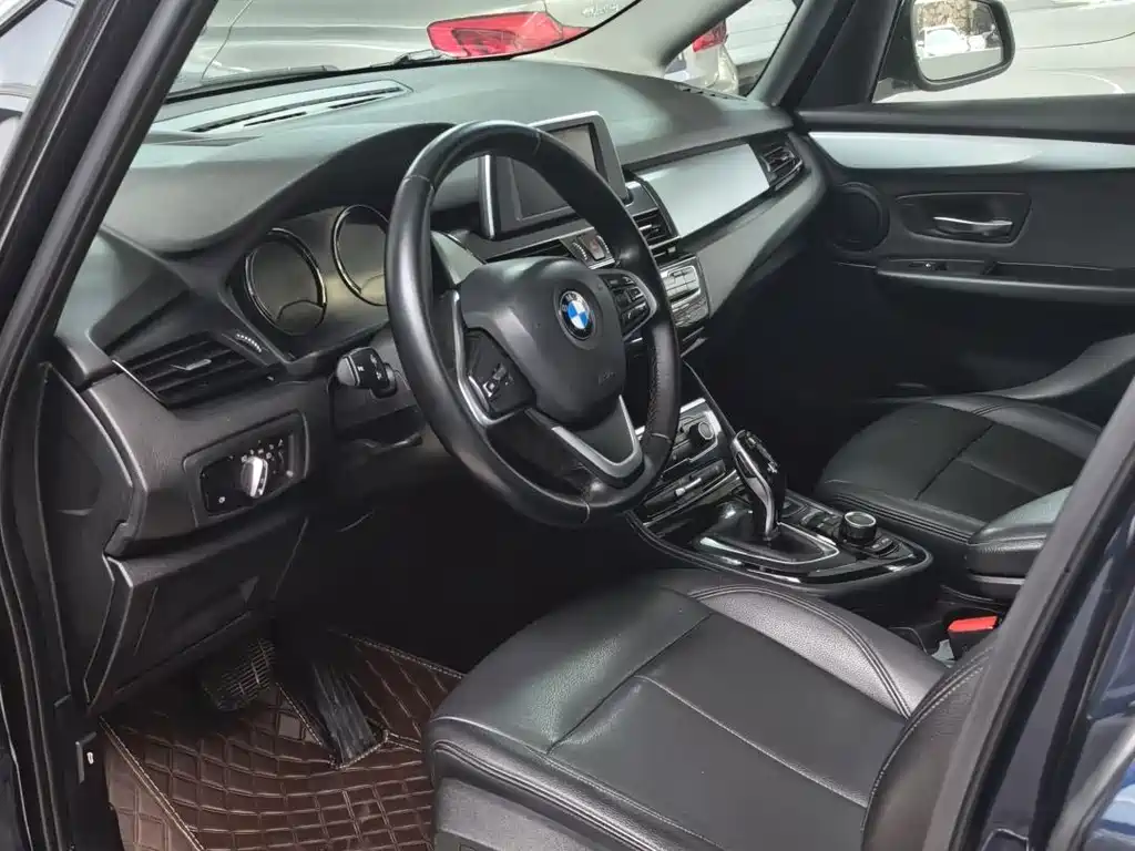 BMW 2 Series Gran Tourer 2018 — фото 10