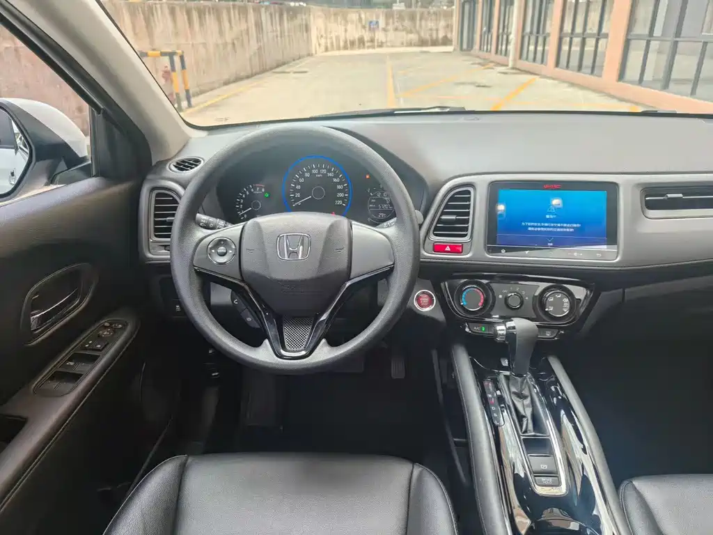 Honda Vezel 2019 — фото 8