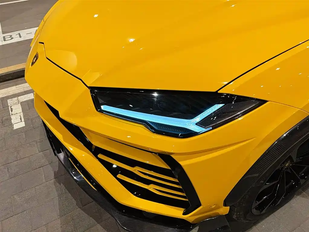 Lamborghini Urus 2021 — фото 3