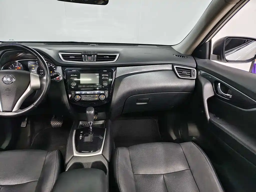 Nissan X-Trail 2015 — фото 11
