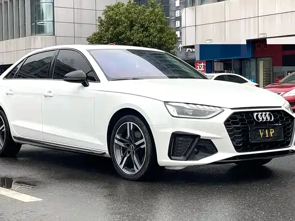 Audi A4L 2020