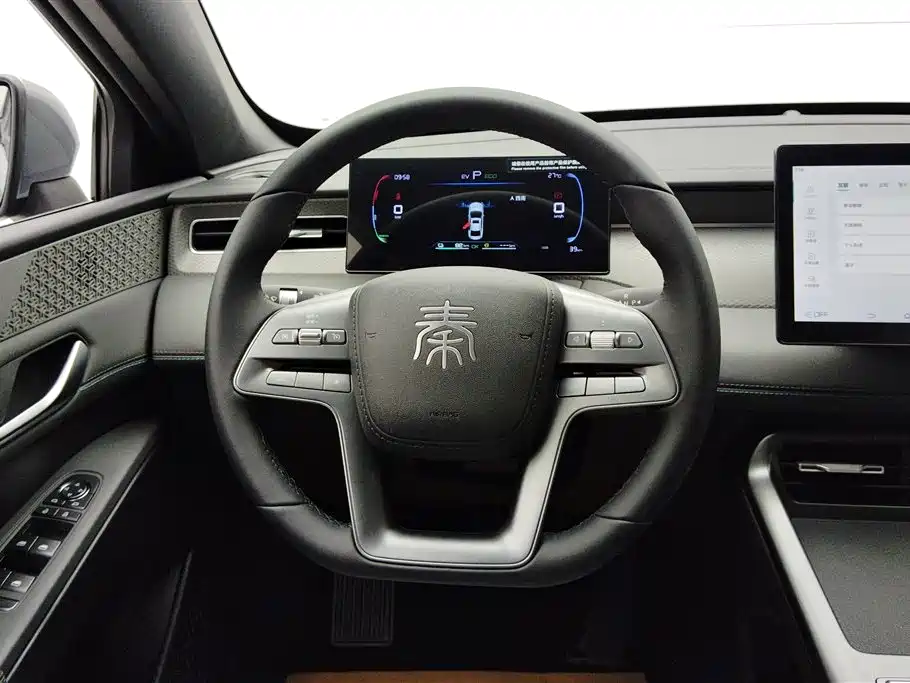 BYD Qin PLUS 2026 — фото 15