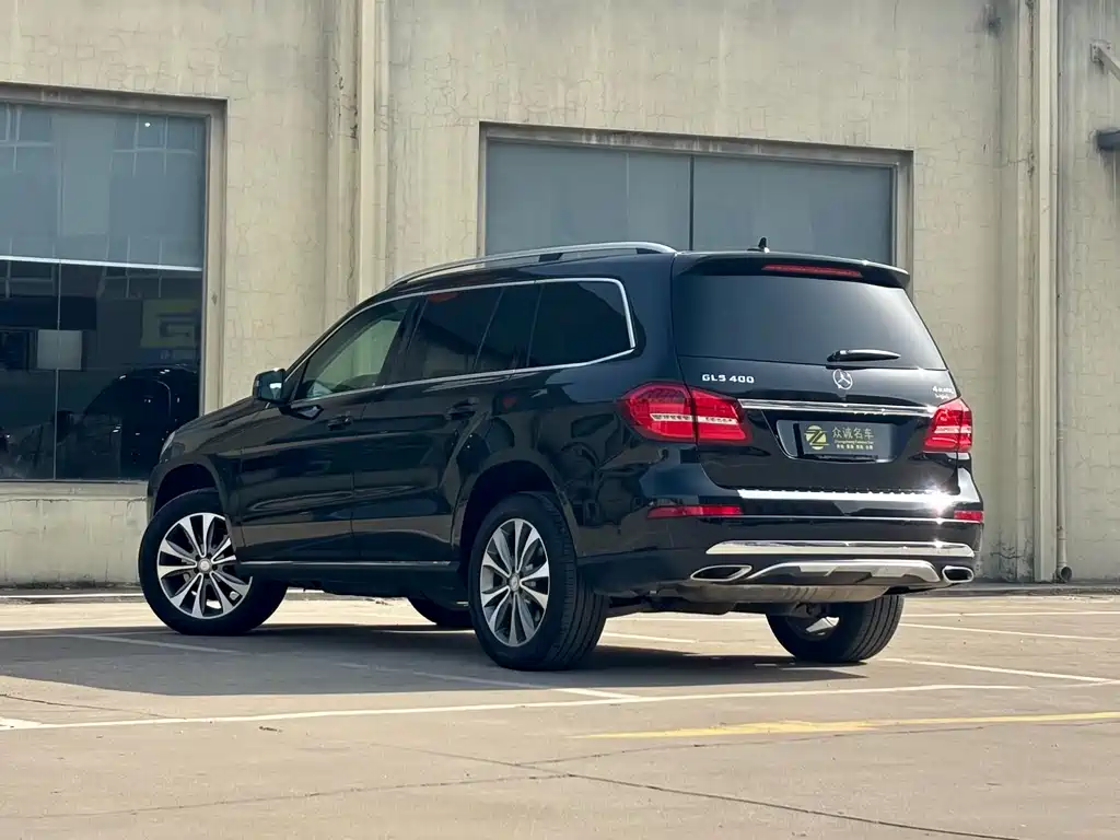 Mercedes-Benz GLS 2016 — фото 16