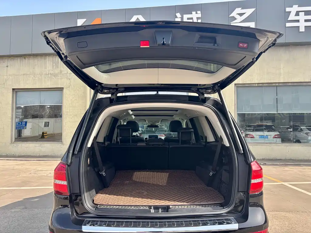 Mercedes-Benz GLS 2016 — фото 17