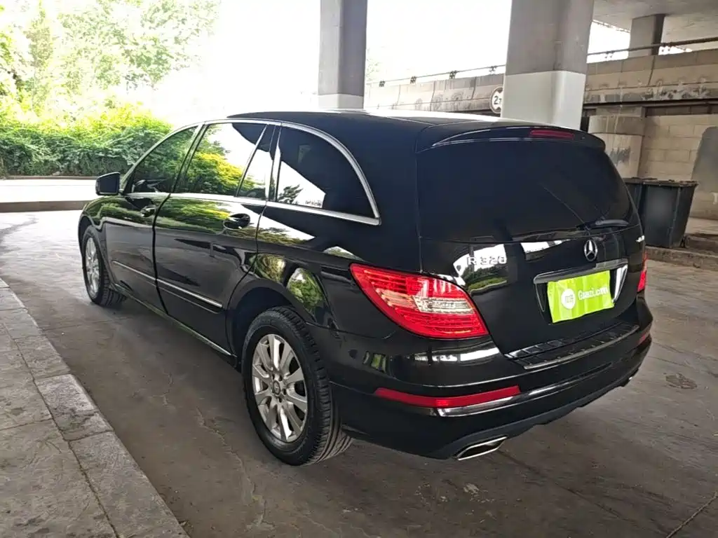 Mercedes-Benz R-Class 2017