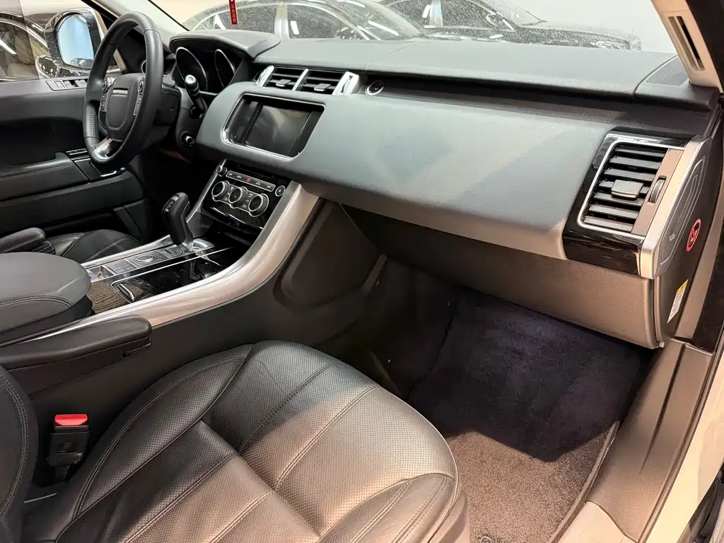Land Rover Range Rover Sport 2015 — фото 21