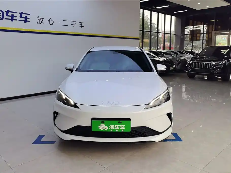 BYD Seal 05 DM-i 2025 — фото 2