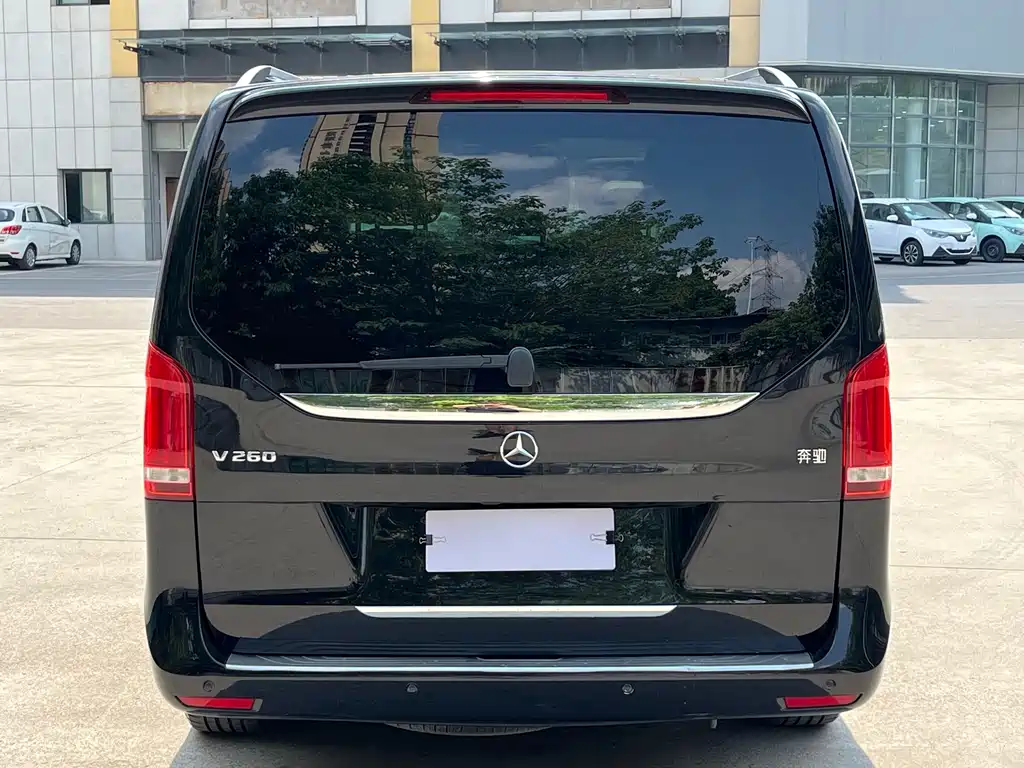 Mercedes-Benz V-Class 2022