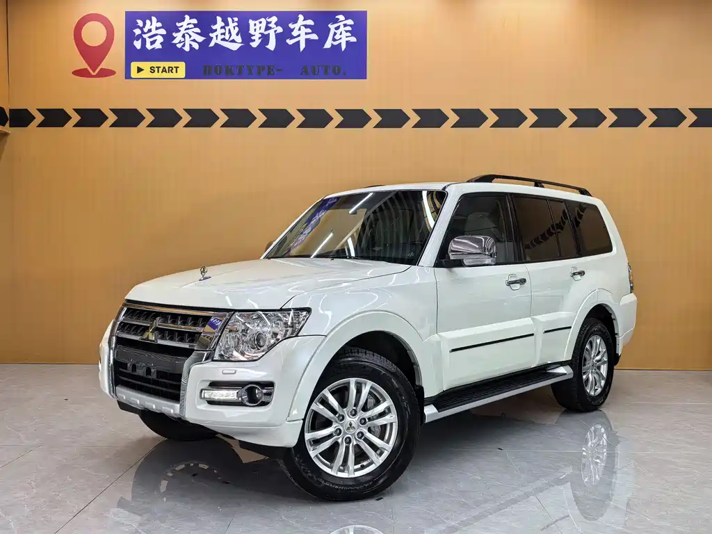 Mitsubishi Pajero 2019 — фото 1