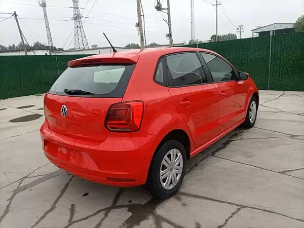 Volkswagen Polo 2016
